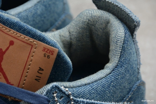 One Kick Denim Air 4 Nike Levi's x AO2571-401 Jordan 0812